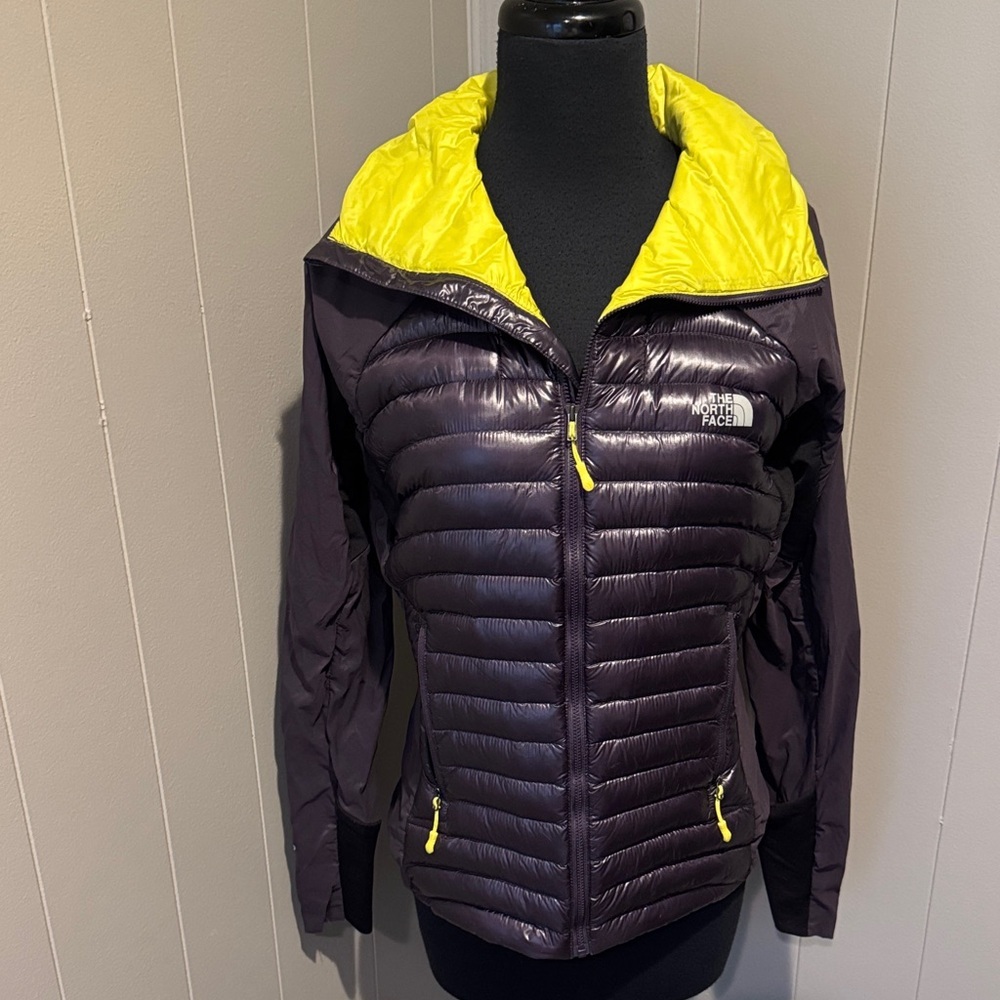 The North Face Summit Series 800 Eggplant, Chartreuse Accent Down Jacket. Small.